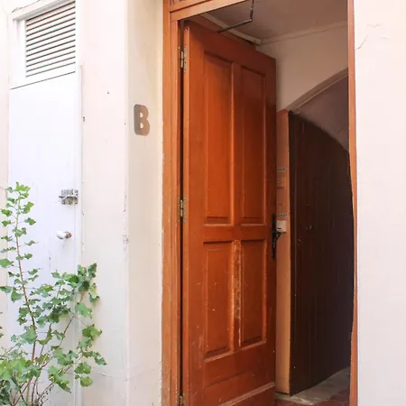 Cosy Near Metro And Tramway Appartamento *
